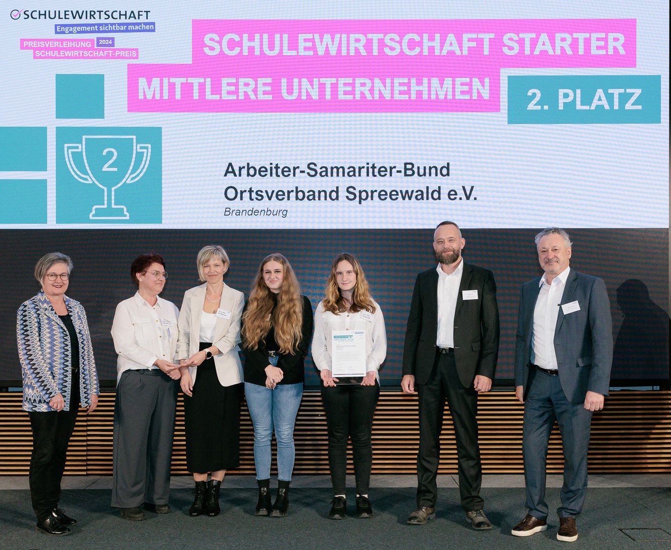 20241105-schulewirtschaft-preis-bmwk-2024-01-108.jpg 20241105-schulewirtschaft-preis-bmwk-2024-01-108.jpg